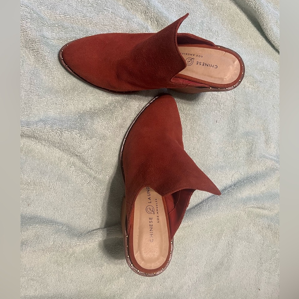 Chinese Laundry suede slide on heeled booties